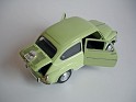 1:18 Solido Seat 600 D 1963 Verde. Subida por Ricardo